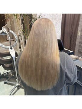 ヘアー ブランコ(hair Blanco) ホワイトミルクティーベージュ