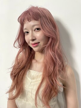アリュア(Allure) レイヤーカット/ロングスタイル/ペールピンク/ピンクカラー