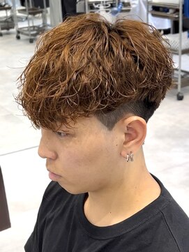 オーシャントーキョーセンダイ(OCEAN TOKYO SENDAI) 刈り上げショートマッシュスペインカールツーブロックビジネス