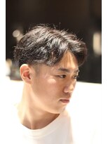 キングスマントーキョー 府中店(KINGSMAN TOKYO)&nbsp;センターパート/テーパーフェード