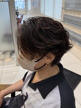 ヘアアンドビューティー クアトロ 戸祭店(QUATRO)