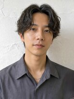 ノア(NOA)&nbsp;【NOA】センターパート×ニュアンスパーマ メンズカット