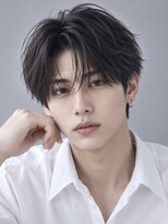 オーシャントーキョー 原宿(OCEAN TOKYO)&nbsp;メンズセンターパートコンマヘアフェザーパーマナチュラル