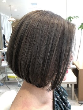 ヒアカアヴェダ 天神VIORO (Heaka AVEDA) ハイライトボブ【20代/30代/40代/ハイライト/バレイヤージュ】H