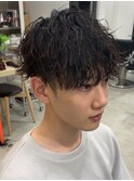 前下がりマッシュツイストスパイラルパーマソフトツーブロック