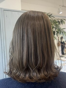 シュシュバイジャガラ 千葉駅北口店(chou chou byJAGARA) オリーブベージュ【chouchou千葉・千葉駅】