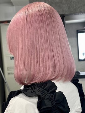 ロウル 渋谷(LOWRL) ホワイトペールピンク/ケアブリーチカラー