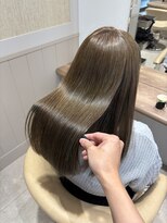 ジーナ 渋谷本店(Zina)&nbsp;★白髪ぼかしにも◎柔らかミントベージュ【芳賀健吾】