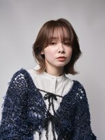 ナイアバイアヌエヌエ(naia by anuenue)&nbsp;ナチュラルなくびれミディで柔らか印象