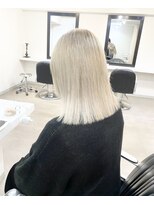 オフィーリア 【名古屋パルコ隣】髪質改善、縮毛矯正、ブリーチ、ダブルカラー