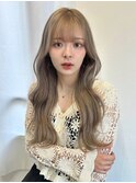 ハイトーン ブリーチ 韓国風巻き 顔周りカット ベージュカラー