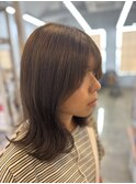 大人可愛いミディアムヘアー