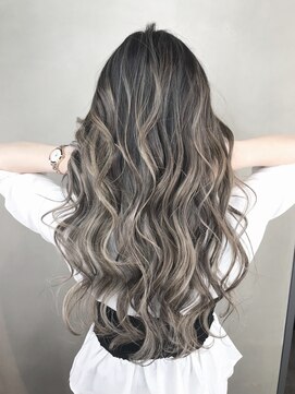 アミ(Ammi) ◆ダブルカラー/レイヤー/イルミナカラー/髪質改善/縮毛矯正