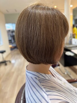 ビーズ ノイ(BEE´Z ＮＥＵ) 髪質改善ストレート10.28グランマッシュ