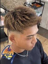 スカイ(SKY)&nbsp;ツイスパ/波巻き/眉毛/バーバー/ニュアンスパーマ/ブリーチ