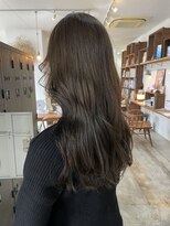 ヘアーアイストゥーレ(HAIR ICI TRE)&nbsp;ブリーチなしダブルカラーオリーブグレージュ担当渡辺聖