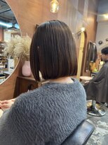 チャプター 問屋町(chapter) 赤味なし透明感ケアカラーラベンダーグレージュ切りっぱなしボブ