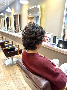 ヘアーメイクロージー 八軒店 (HAIR MAKE ROSY) 硬毛直毛でもしっかりかかるメンズショートパーマ