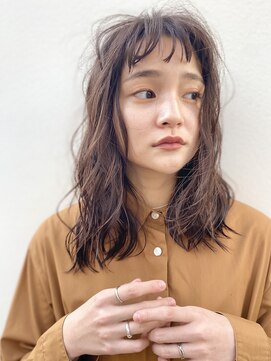 ソイ 下北沢(soi) クセ風ウェーブのミディアムボブ