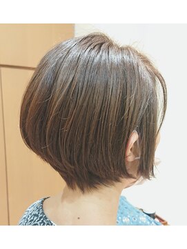 ジギィー ラ ムエット(Ziggy la muette) ショートボブ