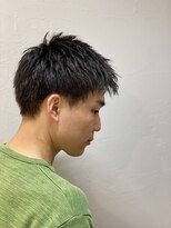 ミリオンバックス 上野(Million Bucks)&nbsp;ショートレイヤー<理容室>[メンズ/シェービング/床屋/上野]