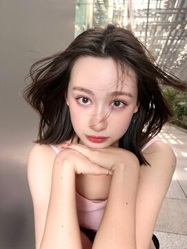 ラル 立川(lar) くびれミディアム_オリーブベージュレイヤーカットウェットヘア