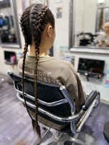 ミミック (mimic)&nbsp;【派手髪】コーンロウ×ティンセル 【ヘアアレンジ】