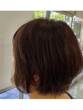 スギモト 上尾店(SUGIMOTO) [SUGIMOTO/上尾店]丸みショート×ツヤブラウンカラー