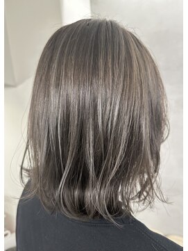 インビテーション(invitation) ハイライトカラー◎ブルーアッシュ