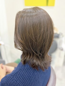 ジラ ヘアアンドメイク(girra HAIR&MAKE) ソフトウルフカット