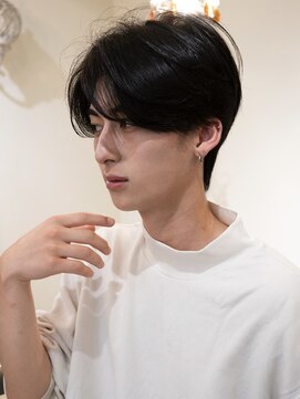 ネイビー(NAVY) 自然な毛流れセンターパート