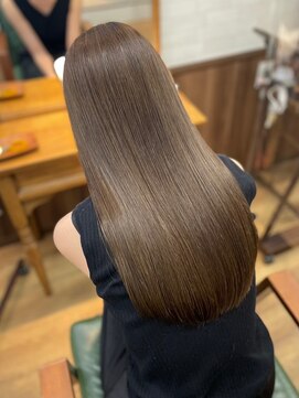 アンダーバーホワイトモデ 河内長野(_WHITE mode) 20代30代40代ストレートミルフィーユカラー寒色系透明感美肌