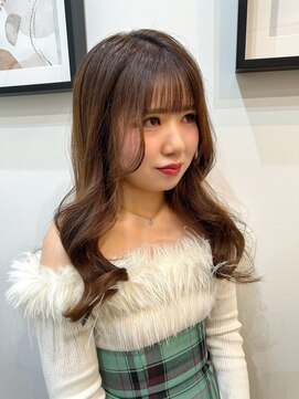 ジーナ 北千住(Zina) 大人かわいい/赤みなし明るめオリーブベージュ/くびれヘア