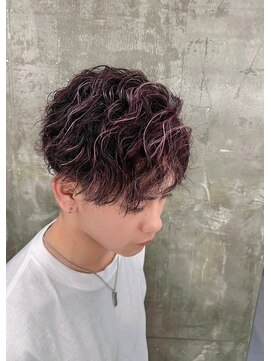 メンズサロン キング 梅田店(Men’s salon K!ng) 波巻きツイストスパイラルパーマ/フェザーパーマ/眉毛/メンズ