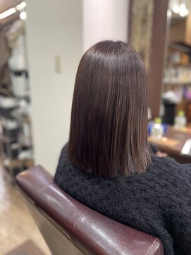 ルアン(Luan) 切りっぱなしボブ×ブラウン