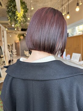 マッシュ グランバーズ 布施(MASHU GRANDVASE) ベリーレッド×ボブ