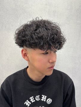 ルースト 西院店(ROOST) スペインカール×スキンフェード