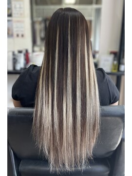 リブレ(Rebre) エクステで作るガンメッシュスタイル☆☆