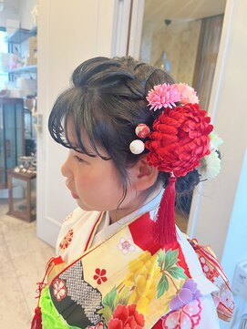 リスプレンデレブロレット risplendere BroLetto 七五三ヘアセット