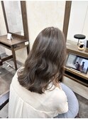 オリーブベージュ×韓国風くびれ巻き
