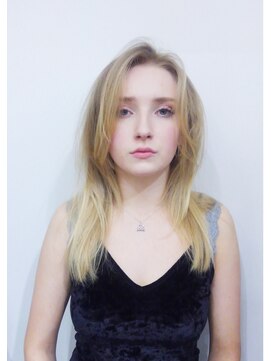 マッシヴ ヘア(Massive Hair) ふんわり☆外国人カラー