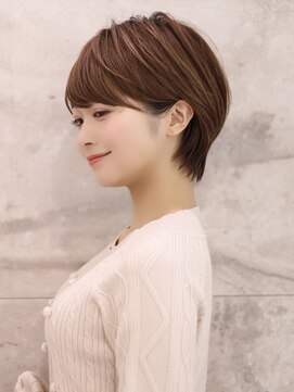 アンド ストーリーズ(&STORIES) ショート/ボブ【外ハネボブ/アッシュブラウン/ネオウルフ】