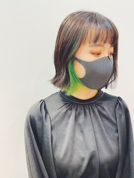 ノチ(Noci) 【志治幸佳】インナーカラーグリーン/切りっぱなしボブ