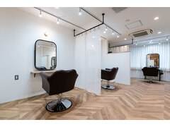 Agu hair Ararat 長崎銅座町店【アグ ヘアー アララト】