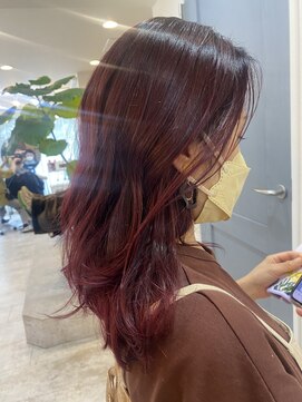 ベラ(Bella) 大人可愛いチェリーピンクミディアムレイヤー20代30代40代