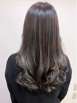 エデン(Eden by Nanpu)の写真/髪が傷む季節の変わり目も<艶カラー+Aujuaトリ-トメント>で紫外線から髪を守り、美しい艶色へ!