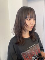 ローレンアオ(LOREN AO)&nbsp;レイヤーカット/ミディアム/前髪ぱっつん/顔まわり