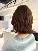 透明感ベージュ