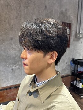 メンズココ メンズパーマ 韓国ヘア 日本橋店(MENS COCO) 10代20代ニュアンスパーマセンターパート刈り上げ