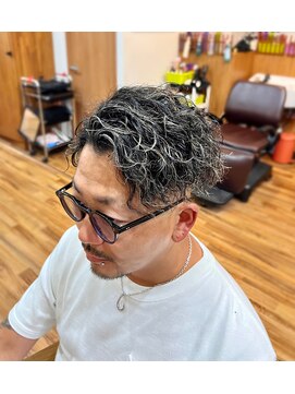 ヘアスタジオ ロメオ(hair studio Romeo) ツイストスパイラルパーマハイライト